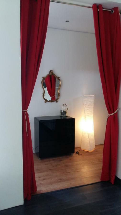 Holidays In Paris Loft Design & Atypique Avec Jardin Apartment Massy  Exterior photo